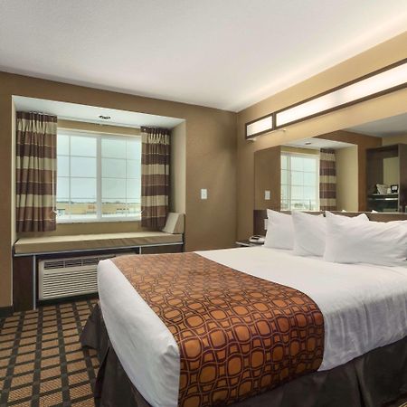 Microtel Inn & Suites By Wyndham Minot Exteriér fotografie